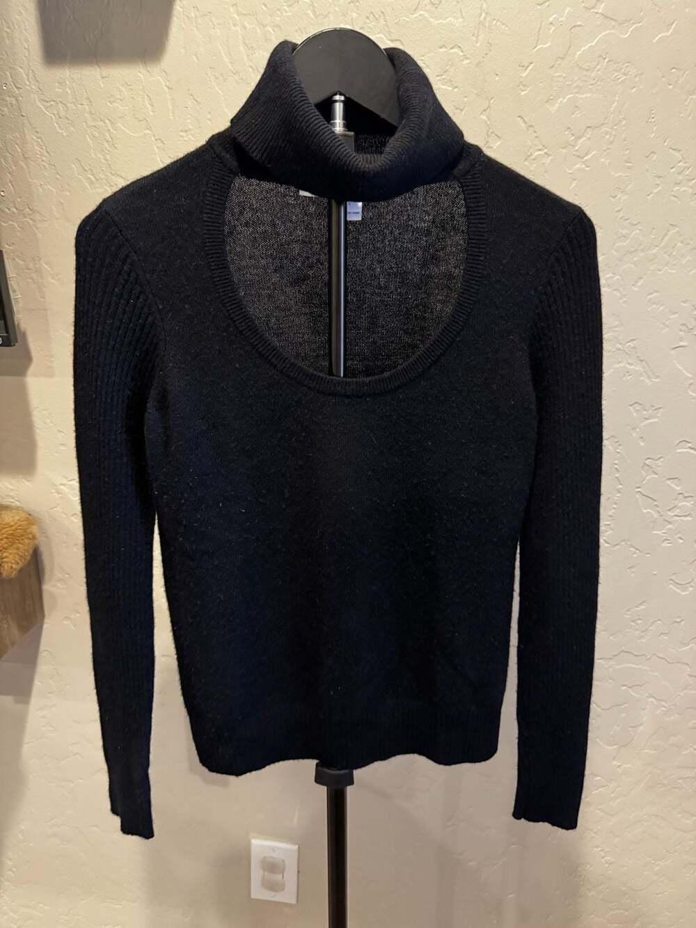 Diane von Furstenberg Black Wool Cashmere Cutout Turtleneck Sweater